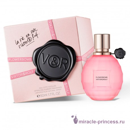 Viktor & Rolf Flowerbomb La Vie En Rose 22