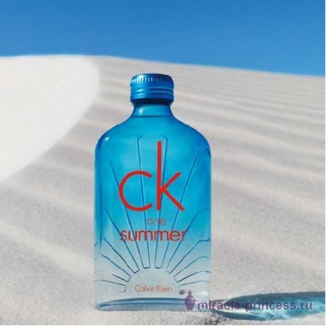 Calvin Klein CK One Summer 2017 22