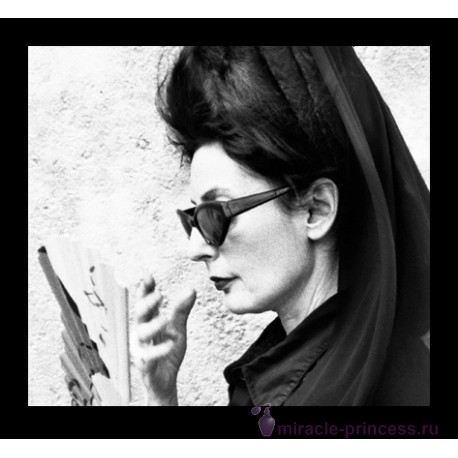 Diane Pernet To Be Honest 22