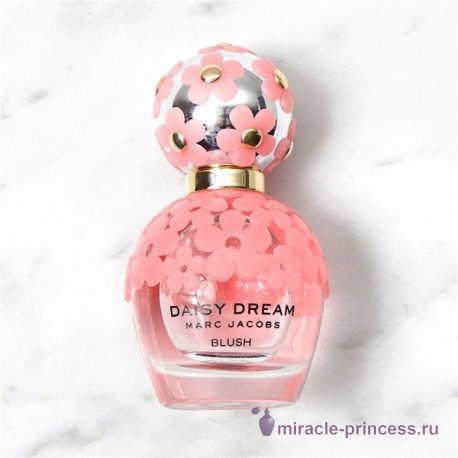 Marc Jacobs Daisy Dream Blush 22