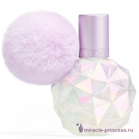 Ariana Grande Moonlight 11